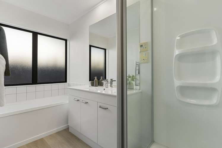 24 Chedworth Drive Glenfield_10