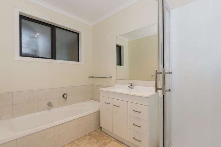 11 Dumfries Place Pyes Pa_9