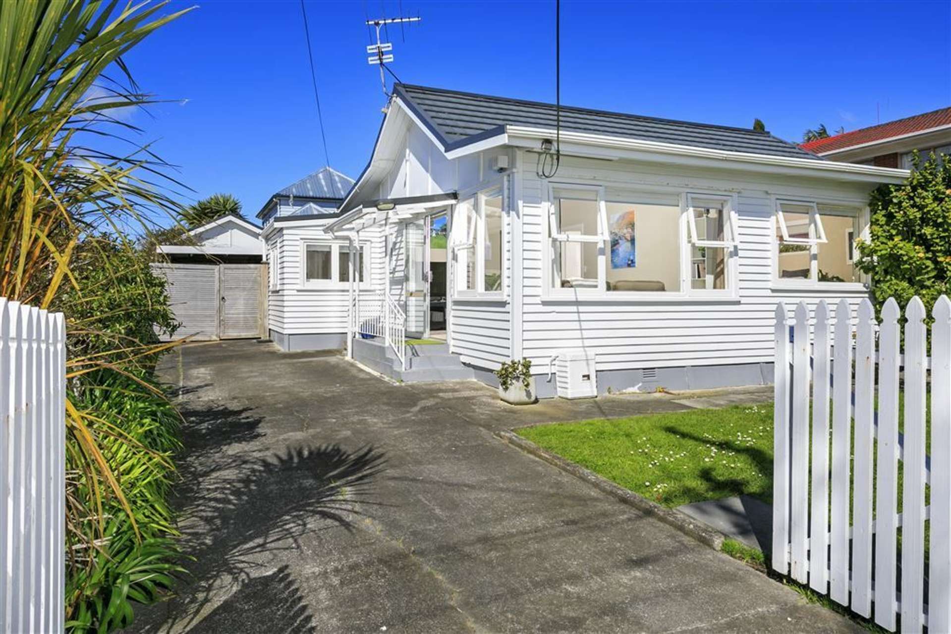 1/100 Eversleigh Road Belmont_0