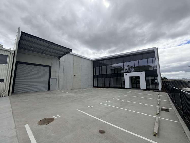 2/5 Parkhead Place Albany_1