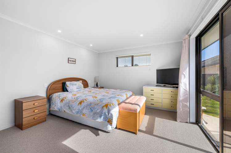 50 Harvard Road Burleigh_9