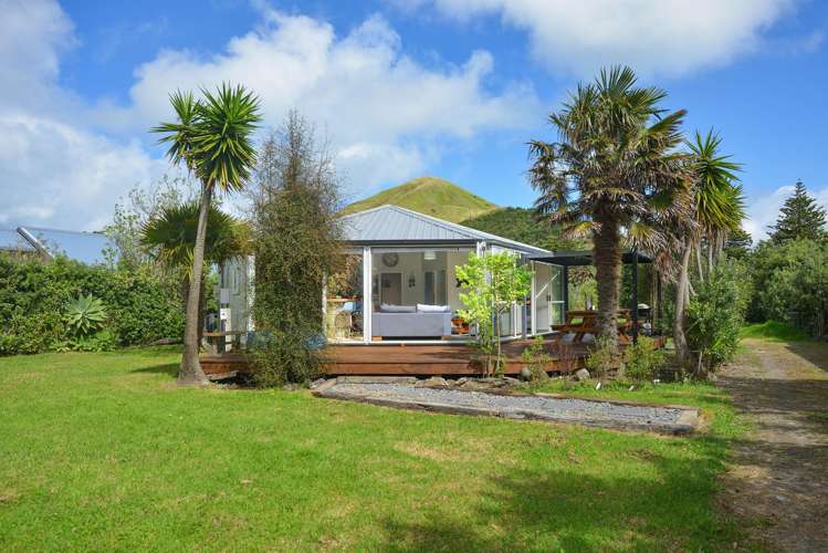 86a Fortescue Street Mahia_14