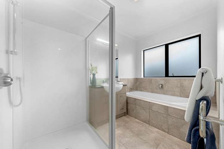 15A Thomas Road Flat Bush_11