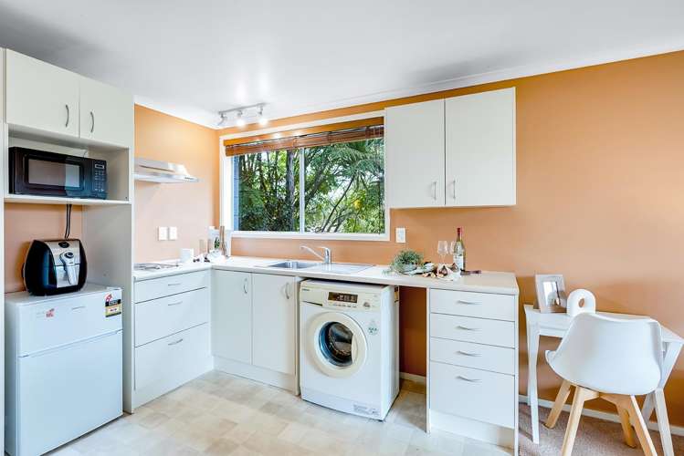 943 River Road Queenwood_24