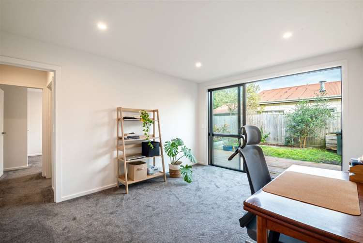 14b Corrella Road Belmont_13