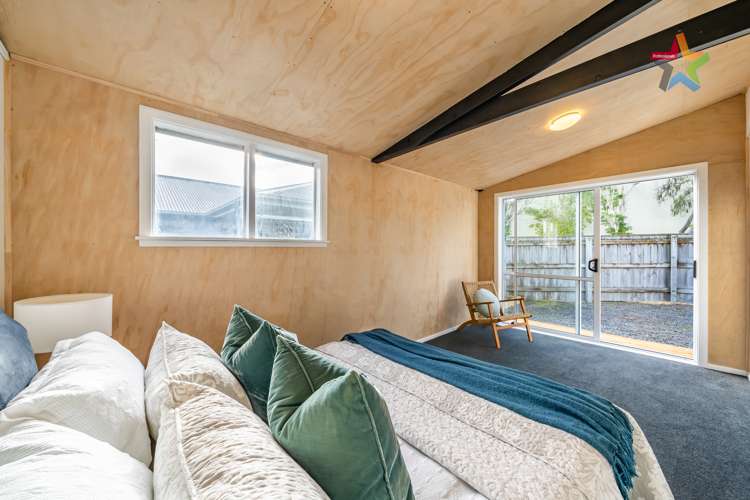 24 Wainuiomata Road Wainuiomata_17