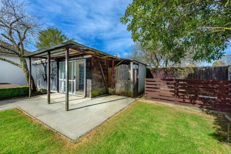 11 Saint Ives Street Harewood_21