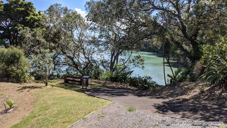 3 Poaka Place Beach Haven_25