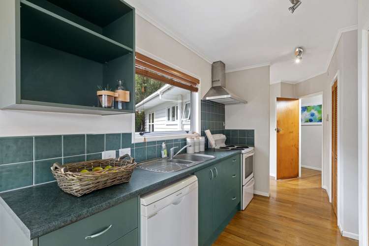 1/4 Firth Road Torbay_7