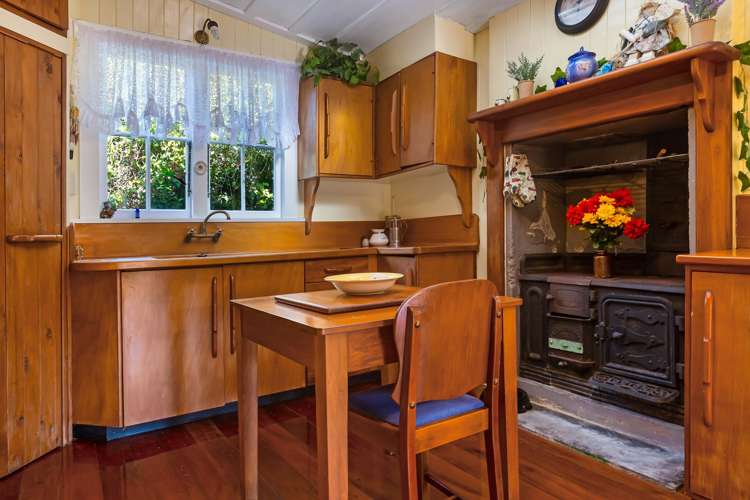 31 Totara School Road Totara North_19