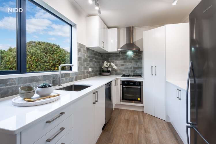 28 Raynbird Street Company Bay_5