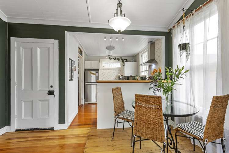 23 Main Road Raglan_11