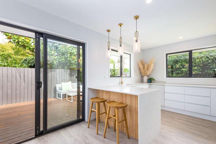 1/48 Jeffreys Road Fendalton_5