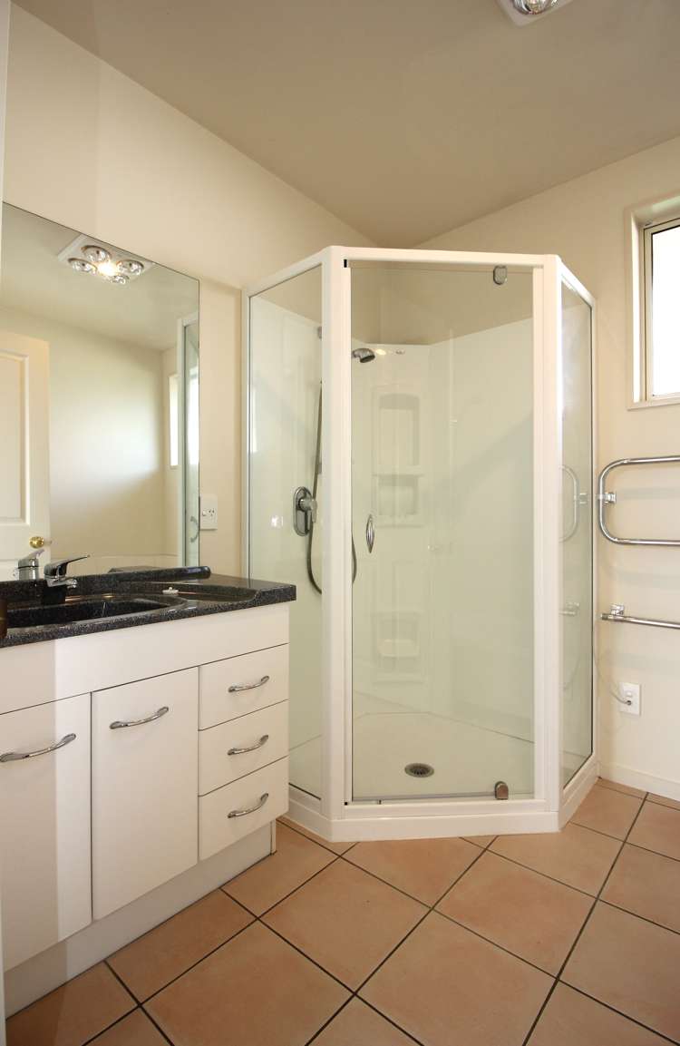 17 Durrell Way Rolleston_11