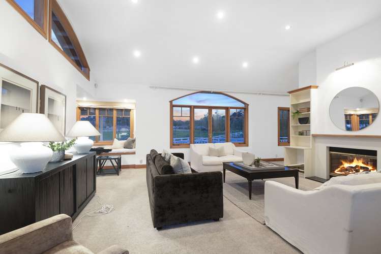 55 Barrett Road Riverhead_5