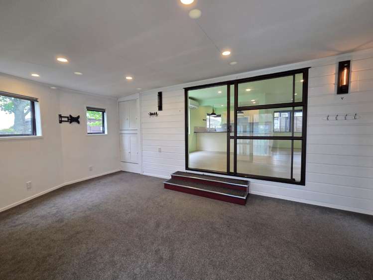 323a Hobsonville Road 1626_2