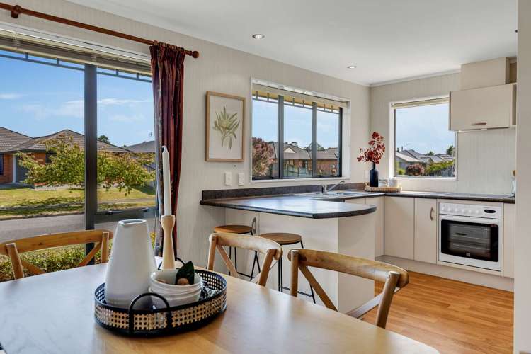 16 Meridian Grove Kelvin Grove_8