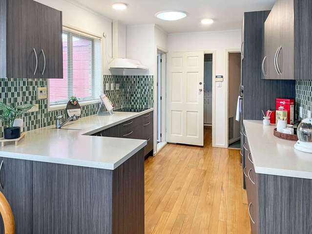 63 Aberdeen Drive Dinsdale_2