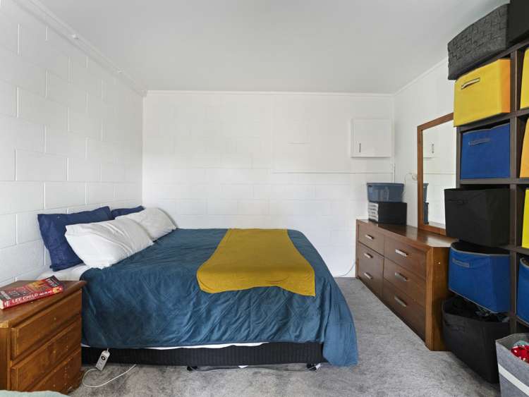 2/39C Coronation Road Hillcrest_13