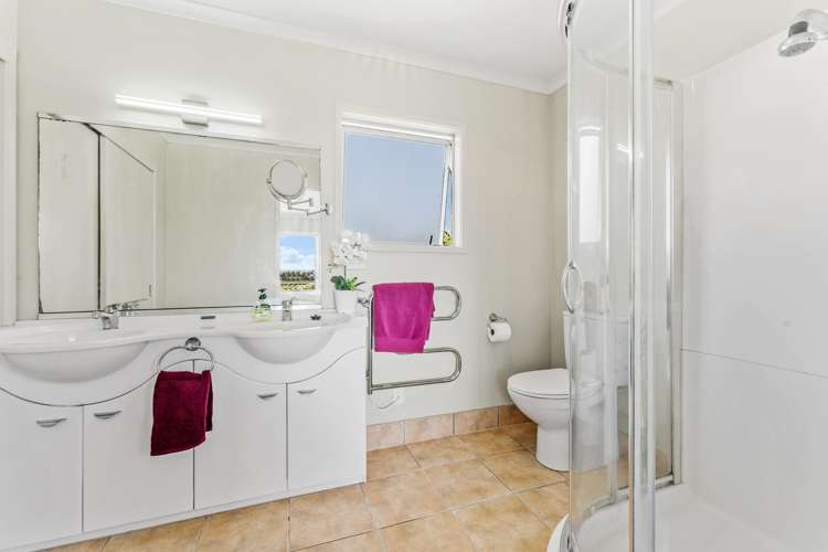 12 Rishworth Avenue Stanmore Bay_11