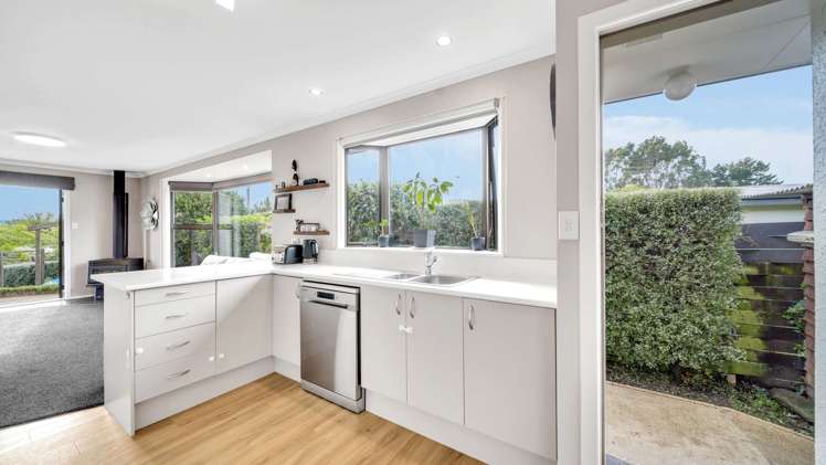 13 Sussex Street Weston_16