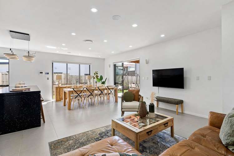 8 Makura Road Long Bay_7