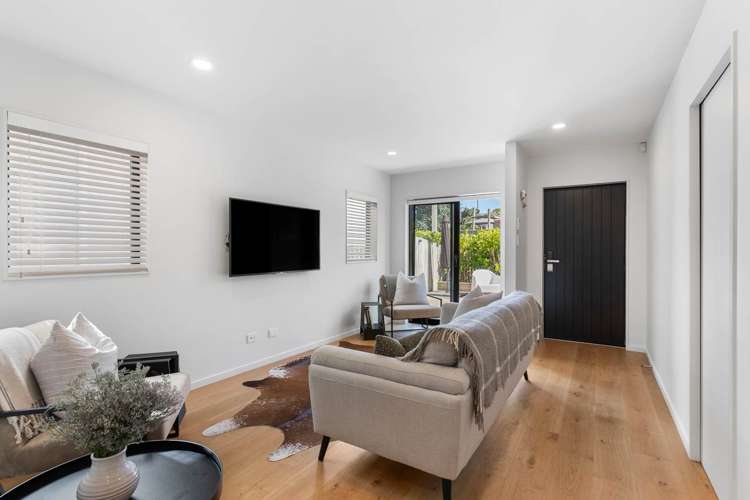 1 Inglewood Street Wai O Taiki Bay_10