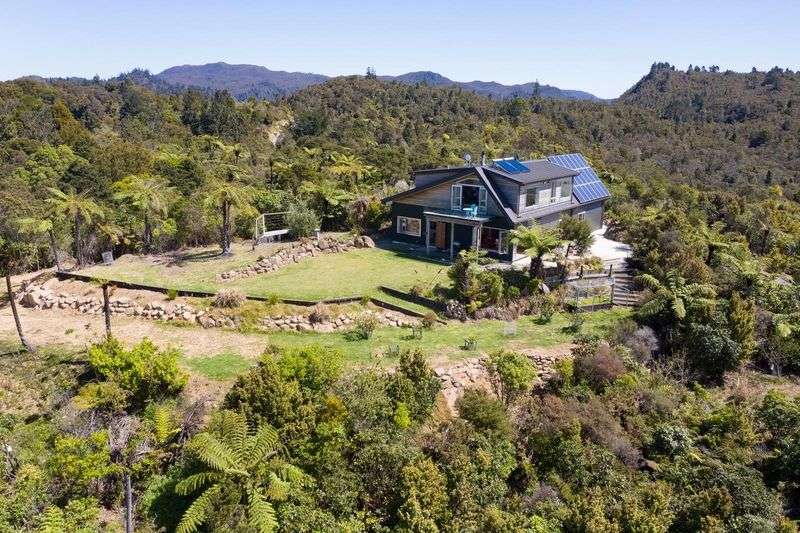Eco Luxury Home Selling Points Reference: Eco Luxury How To Go Off The Grid In Style