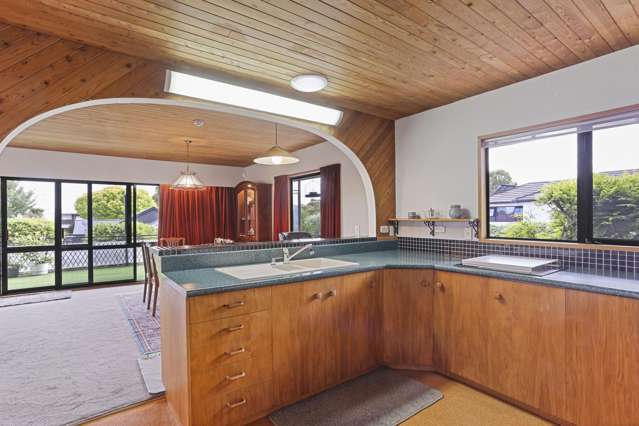 80 Regency Crescent Redwood_2