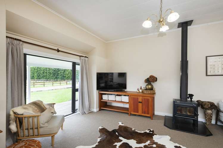 36 Bell Road Matawhero_16