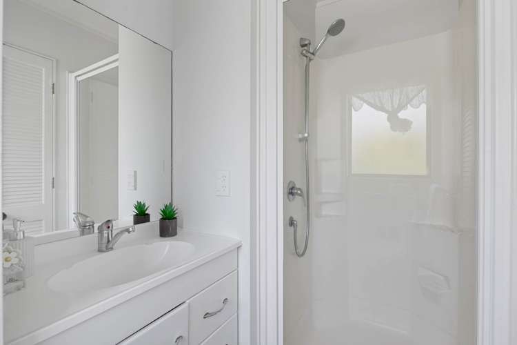 100 Chapel Road Flat Bush_16