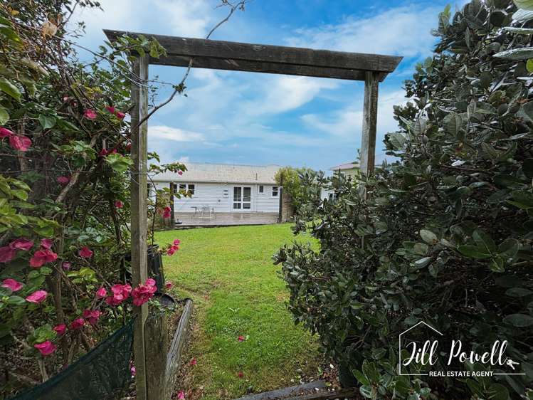 8 Bickerstaffe Road Maungaturoto_11