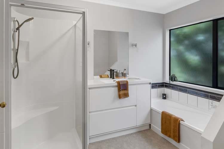 23 Maple Crescent Richmond_17