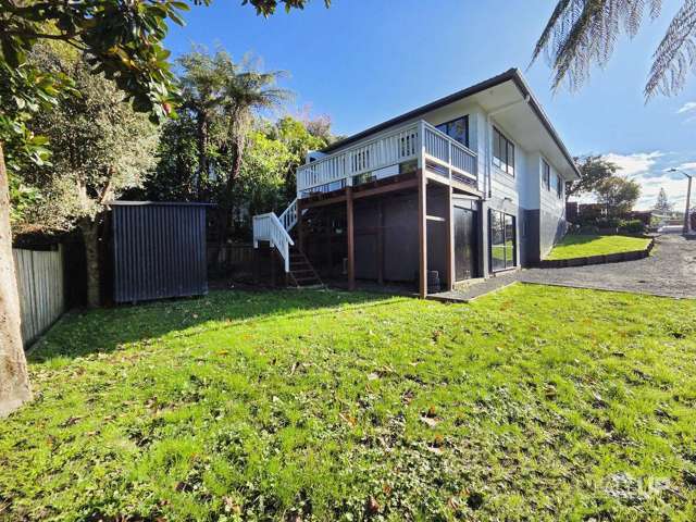 1 Fernhaven Place Massey_2