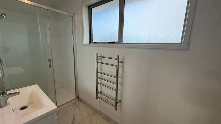 47b Lynwood Road New Lynn_15