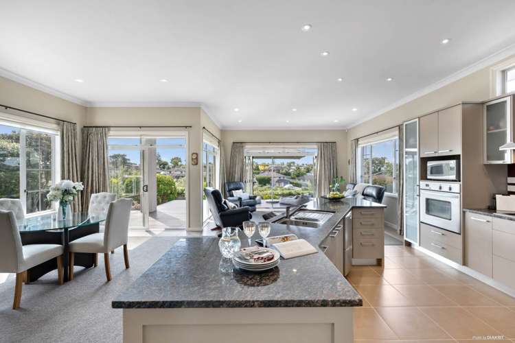 53 Pine Harbour Parade Beachlands_0