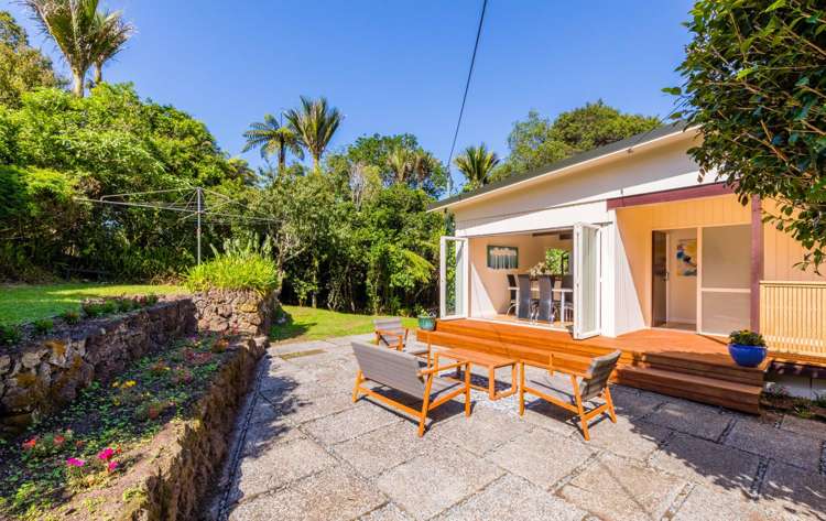 69 Waima Crescent Titirangi_14