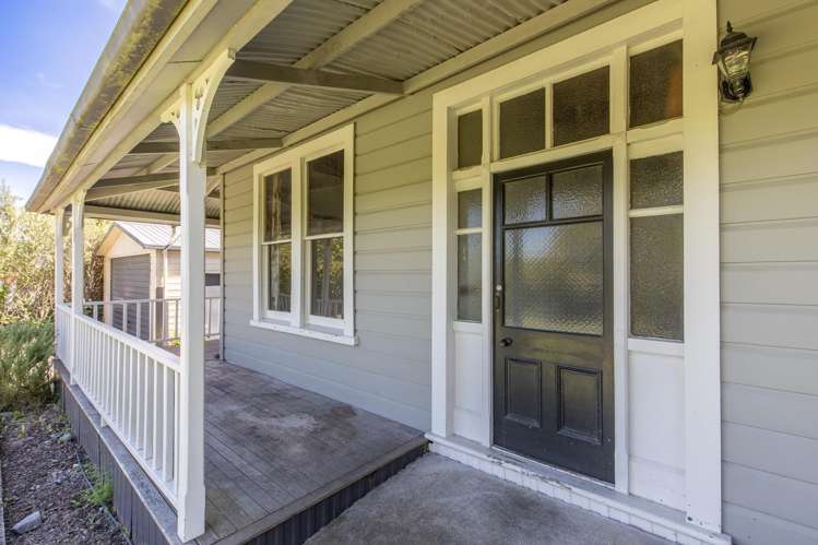 30 Church Street Waipawa_6