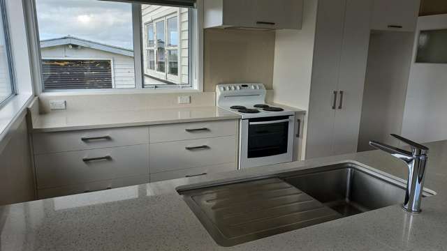 144 Cardiff Road Stratford_2