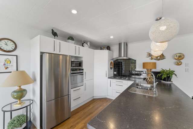 38 Moana View Road Waikawa_4