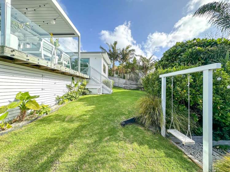 18 Hawaiian Parade Arkles Bay_13