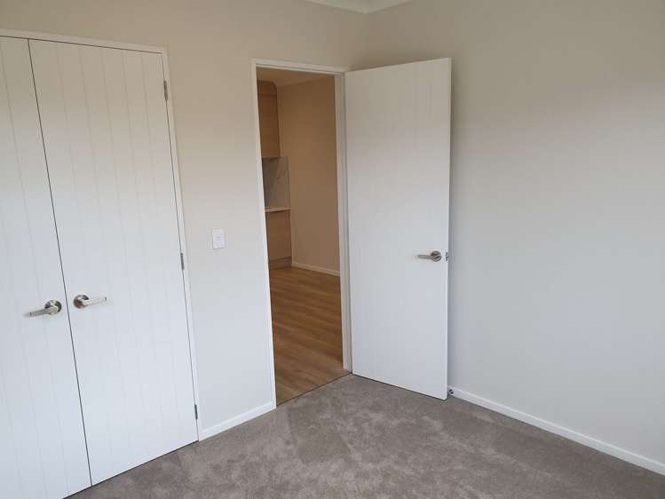 33A Koropa Road Flat Bush_6