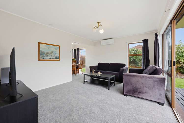 2/23 Butley Drive Farm Cove_6