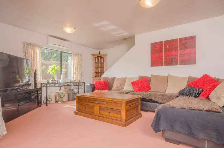 51a Chorley Avenue Massey_5