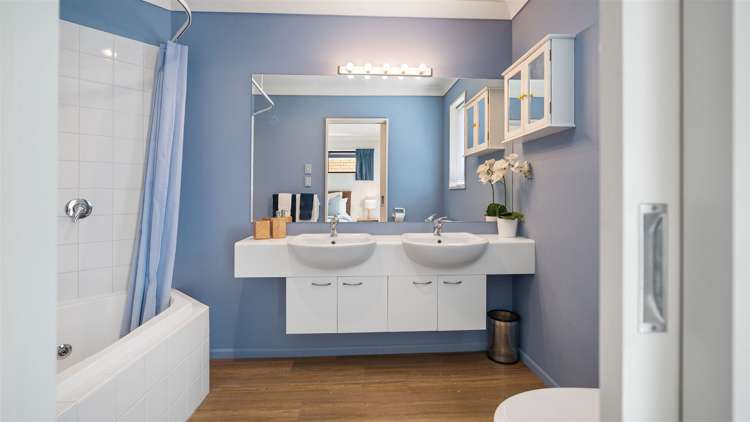 964 Woodfields Road West Eyreton_11