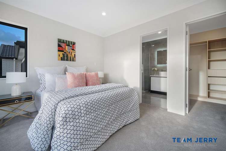 21 Knockanara Drive Flat Bush_24