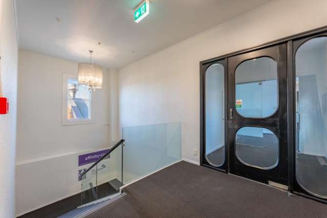 Royal Arcade – Refined Office Space