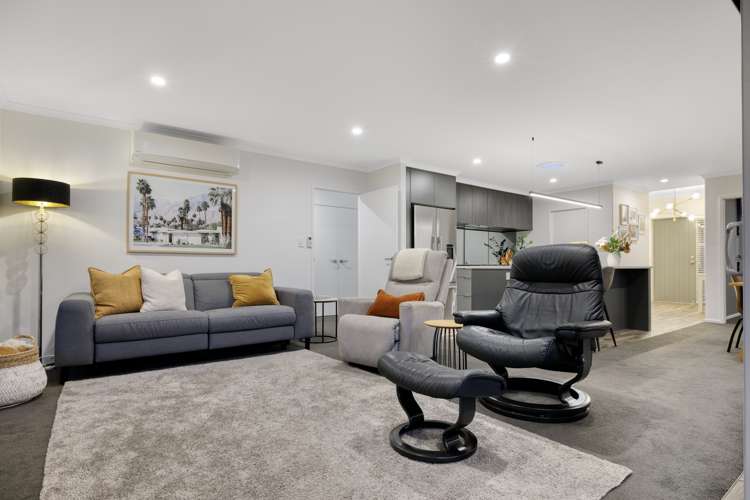 21 Kahuparere Crescent Pyes Pa_9