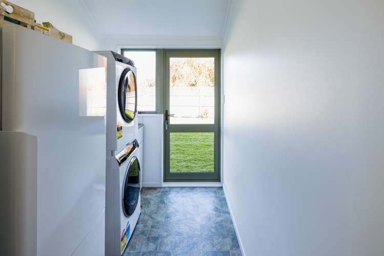 47a Cowley Drive Leamington_18