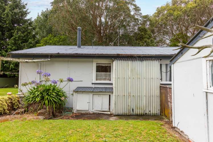 17 Martin Road Papatawa_16